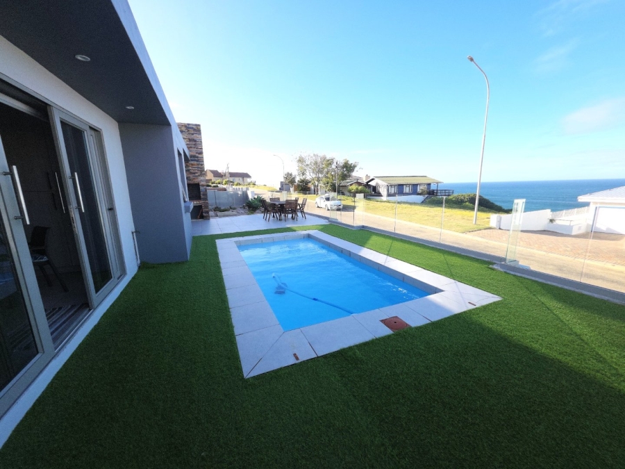 3 Bedroom Property for Sale in Dana Bay Western Cape